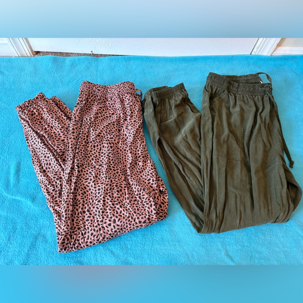 EUC PINK Victoria's Secret Leopard Print and Green Pants